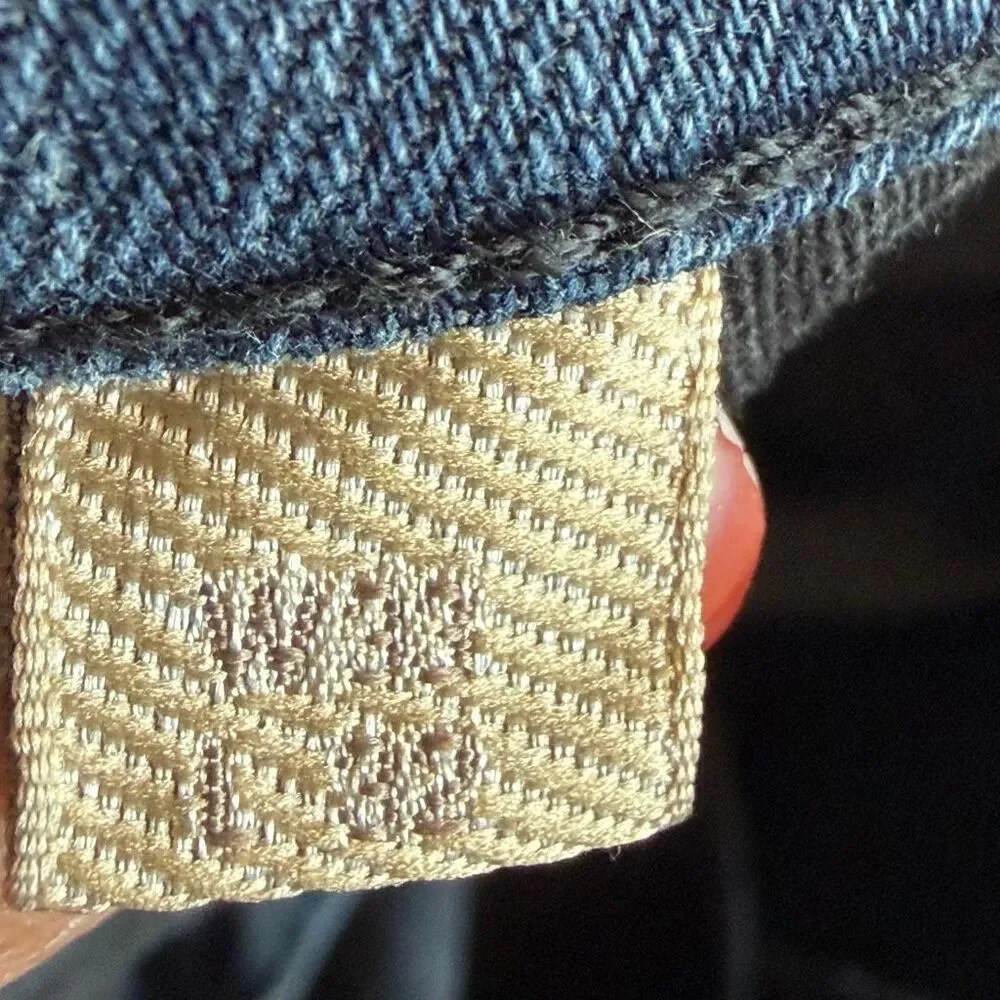 Burberry Brit men’s straight jeans size 33/32